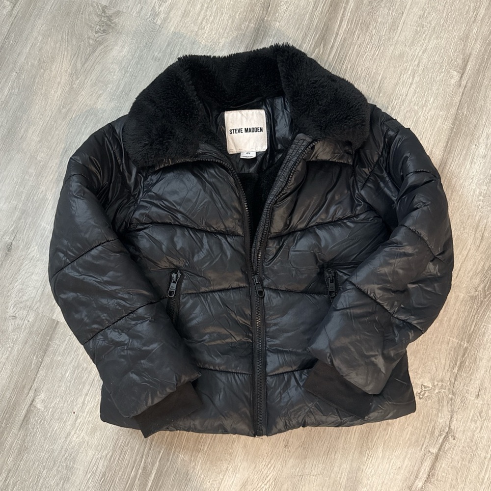 Steve Madden Black Quilted Jacket with Faux Fur